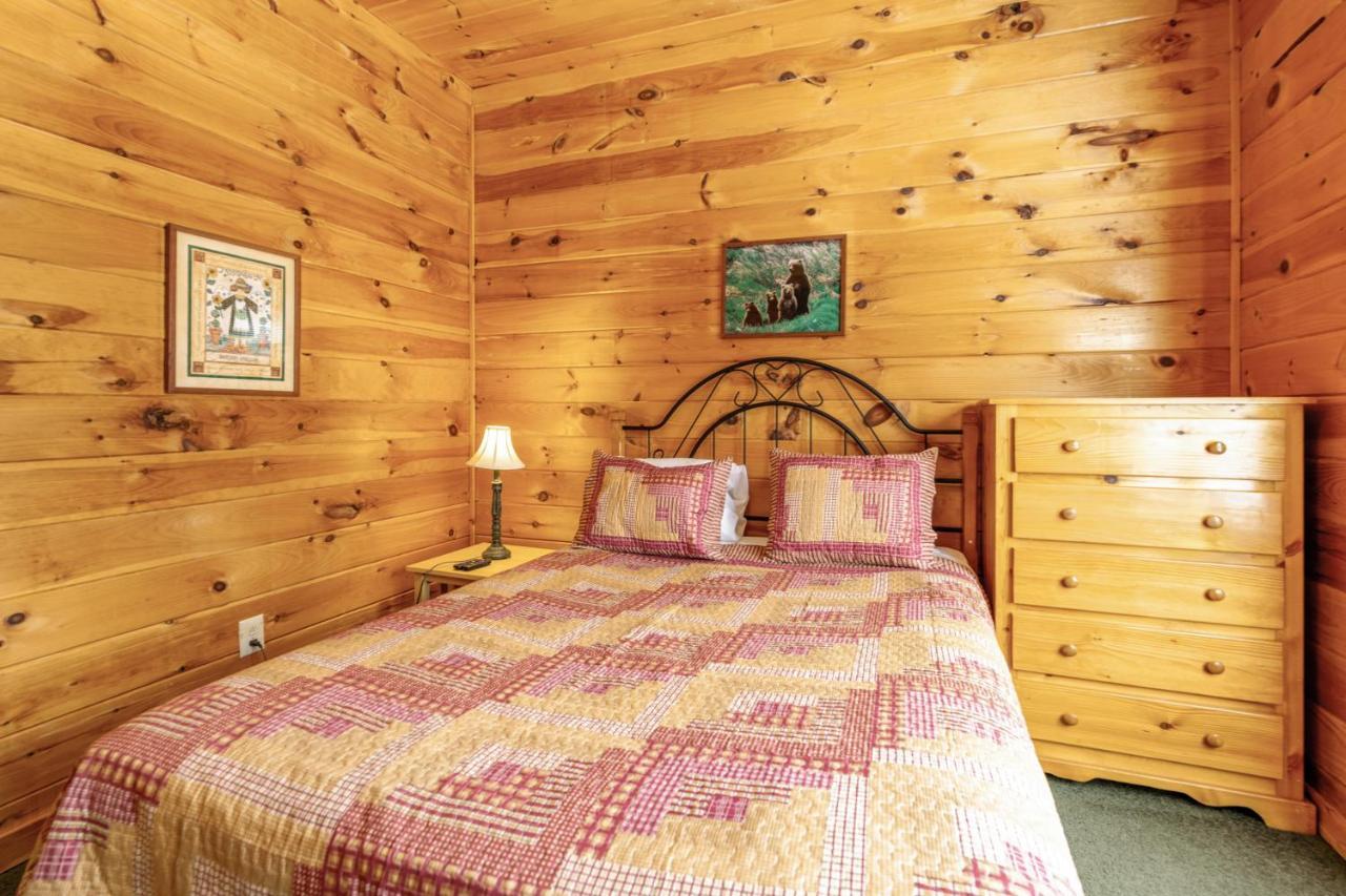 Papaw'S Bear Den Βίλα Pigeon Forge Εξωτερικό φωτογραφία